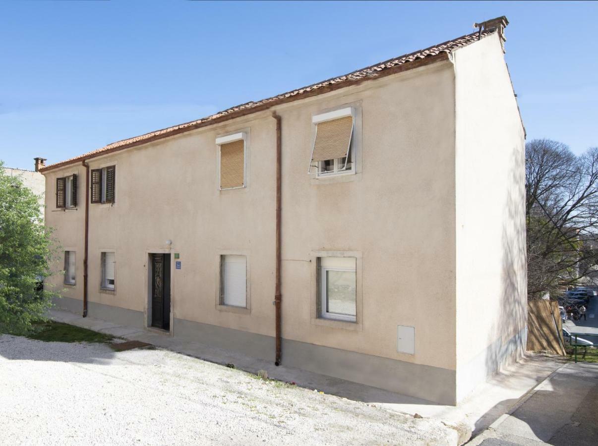 Apartment Petra Pula Dış mekan fotoğraf
