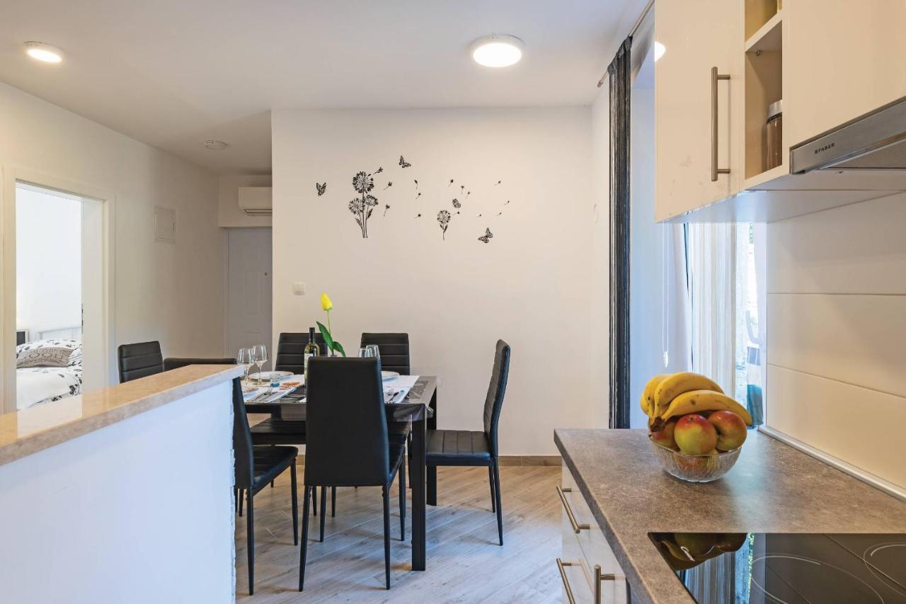 Apartment Petra Pula Dış mekan fotoğraf